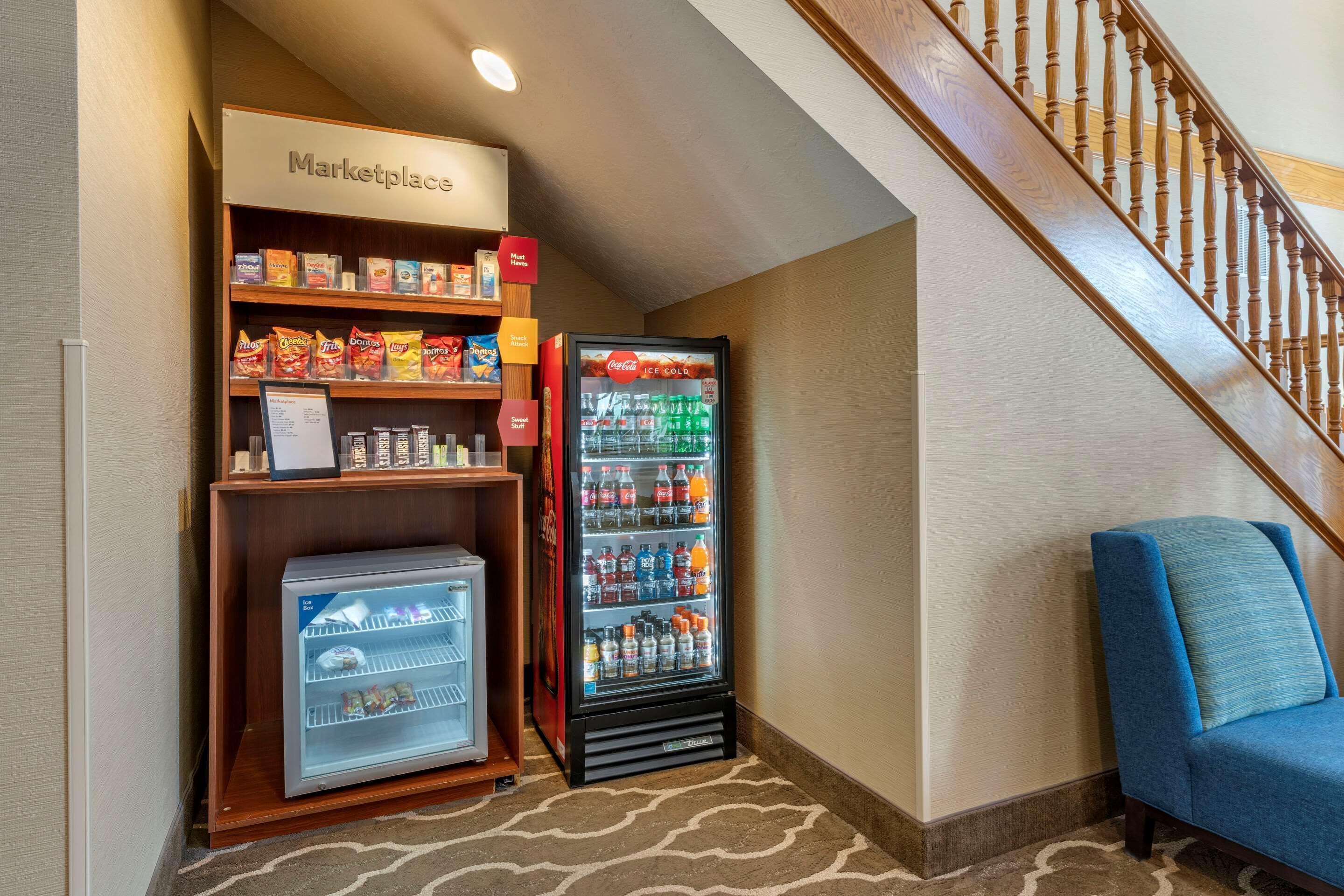 Comfort Suites Salem Luaran gambar