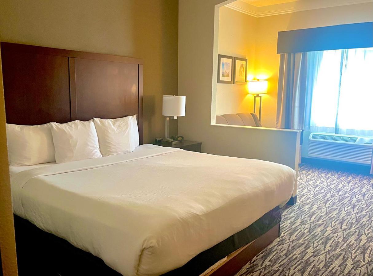 Comfort Suites Salem Luaran gambar