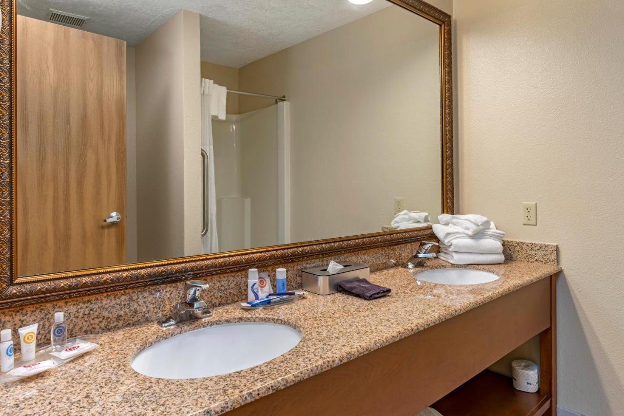 Comfort Suites Salem Luaran gambar