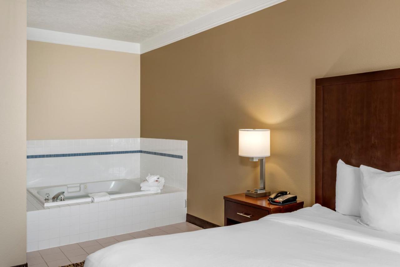 Comfort Suites Salem Luaran gambar